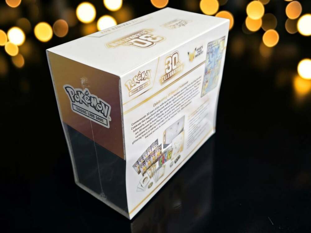 Pokemon TCG 30th Celebration Elite Trainer Box - Picture 4 of 8